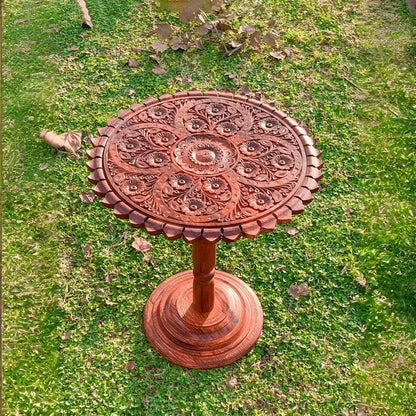 18″ Wooden Round Corner Table – Carving Art